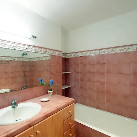 Le Flamboyant Villa *